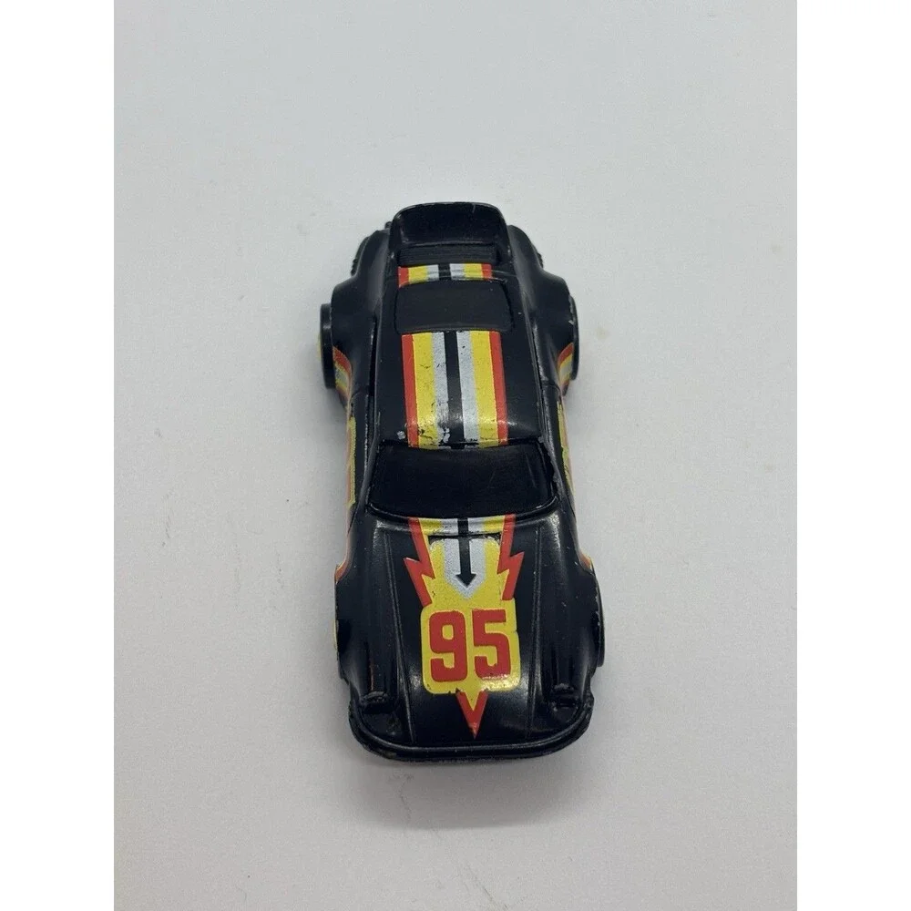 1983 Gold Hub Hot Wheel